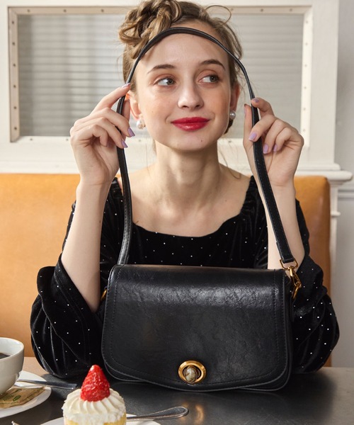 BONLECILL noir ショルダーバッグ バッグ 「BONLECILL noir