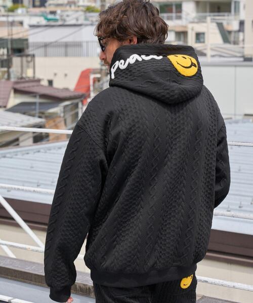 「STUD MUFFIN」 プルオーバーパーカー 3 グレー メンズ_画像3