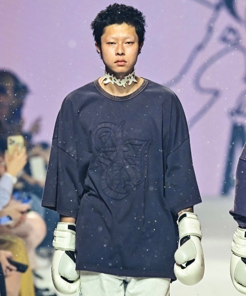 ★OY★PRINTED PATCH TEE - NAVY★正規品/韓国直送料込/人気 Sa3fa7af3c1894f1da13cd87f60a02