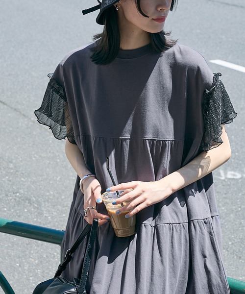 ☆SaturdayClub☆ フリルスリーブ バックスリット ワンピース forksy. ワンピース 「forksy.」ラメフリルスリーブ配色バック