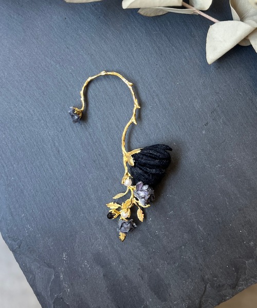 m.soeur（エムスール） イヤーカフ お花とビジューのイヤーフック