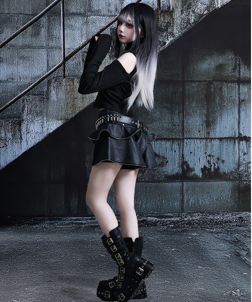 ililil（イルイルイル） tシャツ 「ililil/イルイルイル」「地雷ちゃん