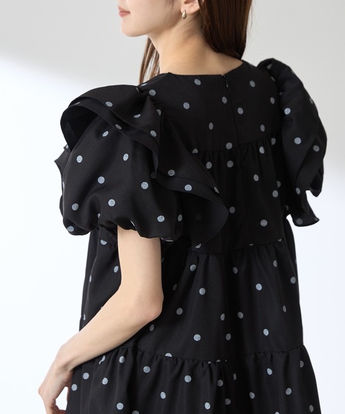 yori フリルティアードチュニック 人気♡完売 yori フリルカラーティアードチュニックの通販 by りんりん