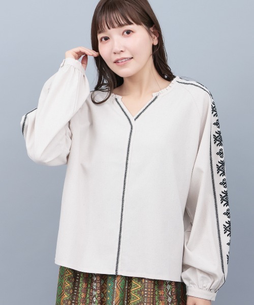 チチカカ（TITICACA） ブラウス シャツ キカ刺繍スキッパーブラウス