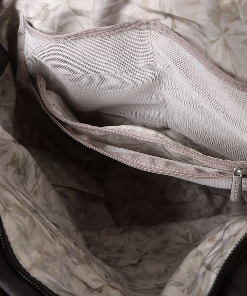 Kanana Project（カナナプロジェクト） デイバック リュック