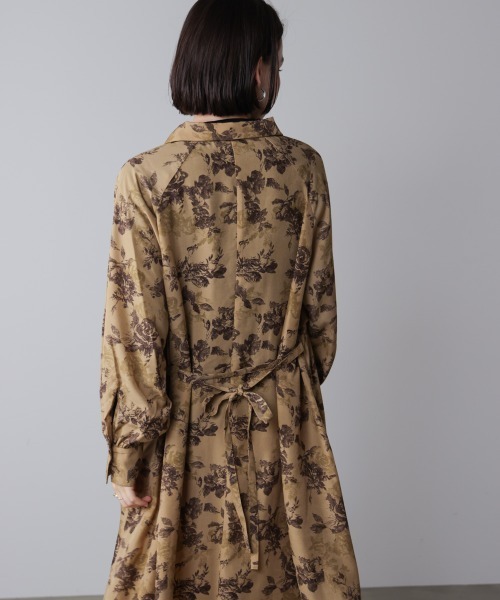 Bou Jeloud（ブージュルード） ワンピース フロントフリル花柄