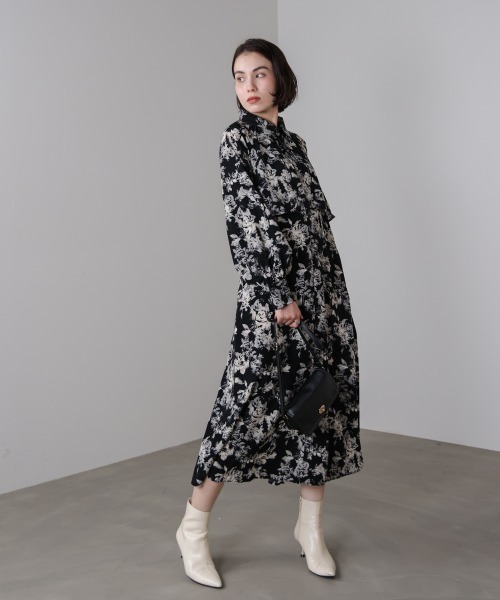 Bou Jeloud（ブージュルード） ワンピース フロントフリル花柄