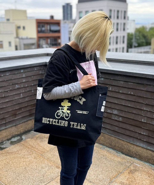 SNOOPY×OLD BETTY'S ショルダーバッグ バッグ スヌーピー「SNOOPY