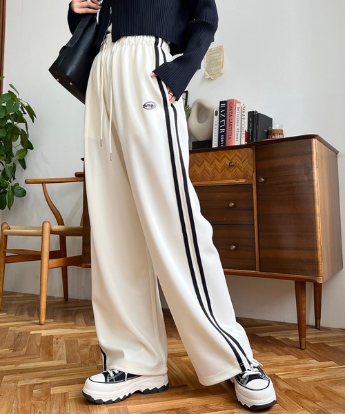 mister it 刺繍トラックパンツ 22aw mister it 刺繍トラックパンツ 22aw