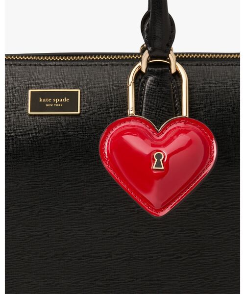 kate spade NEW YORK（ケイト・スペード ニューヨーク） キーホルダー