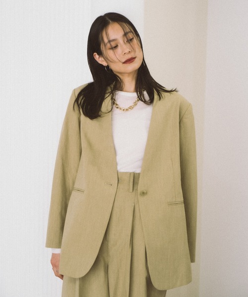 Audrey and John Wad テーラードジャケット サイズF Audrey and John Wad ジャケット テーラードジャケット 後ろ