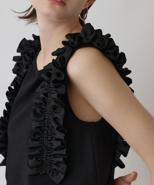 GRACE CONTINENTAL（グレースコンチネンタル） フリルカットトップ