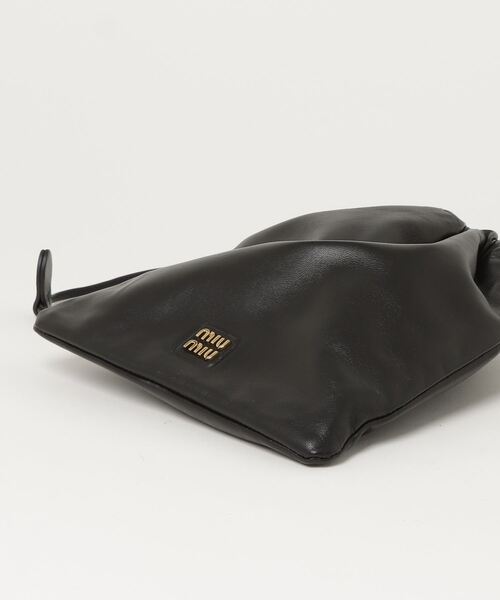 ミュウミュウ　ポーチ miu 「miu miu」 ポーチ - ブラック レディース : ZOZOTOWN