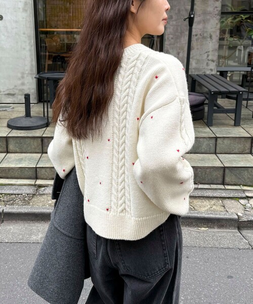 fredy emue（フレディエミュ） ニット セーター ハート刺繍柄編み