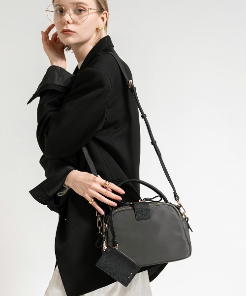ショルダーバッグ バッグ Nene Nylon Loche ネネナイロンロシェ レディース メンズの画像