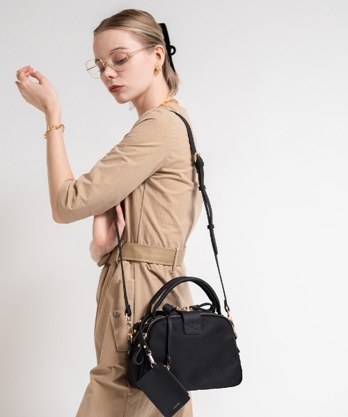 ショルダーバッグ バッグ Nene Nylon Loche ネネナイロンロシェ レディース メンズの画像