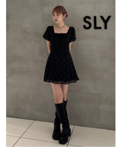 SLY（スライ） ワンピース 半袖 「SNSで話題！」FRONT BUTTON TUCKED