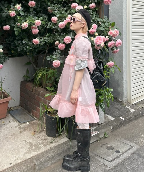 Alley Tokyo ワンピース 半袖 シアーいろんなボタンフリフリワンピ