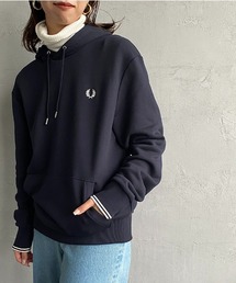 FRED PERRY（フレッドペリー） パーカー ワンポイントロゴ刺繍