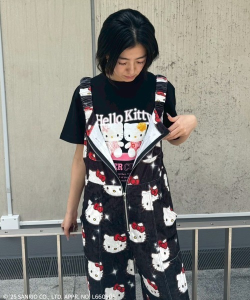 激レア　HELLO KITTY Candy Stripper Tシャツ　キティ ハローキティとのコラボアイテムの先行予約スタート！ / CANDY STRIPPER