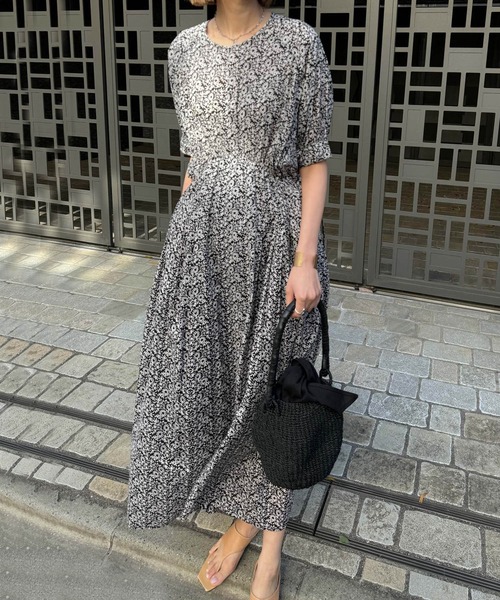 「Audrey and John Wad」 半袖ワンピース FREE レッド レディース_画像4