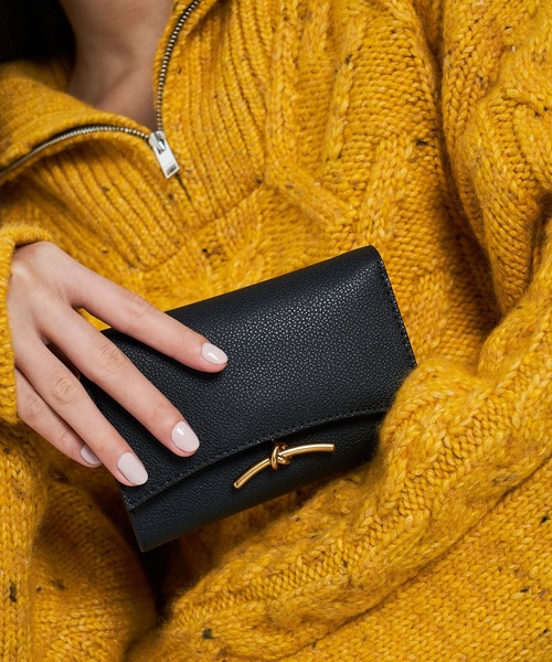 CHARLES ＆ KEITH（チャールズ&キース） 「CHARLES & KEITH」 財布 XX