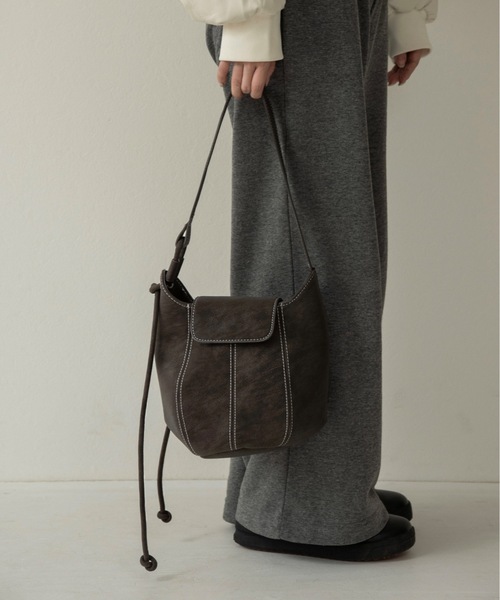 lawgy（ラウジー） ショルダーバッグ バッグ 2way round form flap bag