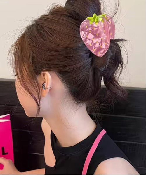 Port（ポート） ヘアクリップ 「 」 いちご モチーフ バンスクリップ