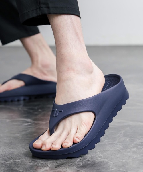 TELIC（テリック） 厚底 リカバリーサンダル サンダル W-FLIP SHARK