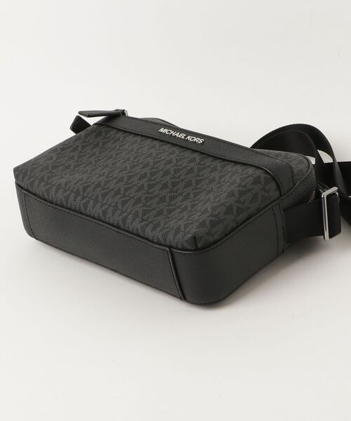 MICHAEL KORS マイケルコース ショルダーバッグ ブラック 黒 MICHAEL KORS（マイケルコース） ショルダーバッグ - ブラック