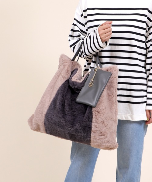 トートバッグ バッグ ポーチ チャーム付きレディーストートバッグ Zozotown Yahoo 店 通販 Yahoo ショッピング