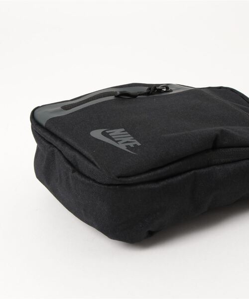 NIKE ウエストポーチ 「NIKEアパレル」エレメンタル PRM クロス