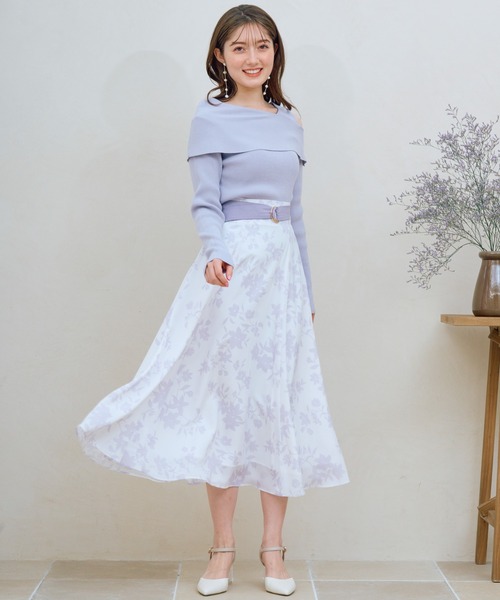 ヴァレンチノの春向き華やぎ花柄フレアスカート 楽天市場】花柄スカート フラワースカート 膝丈スカート
