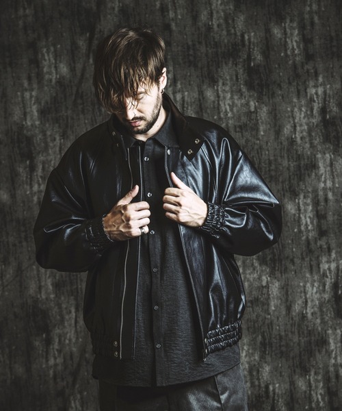 NO ID.（ノーアイディー） ブルゾン アウター シンセティックレザーBIG