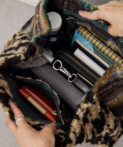 バッグ ear PAPILLONNER ear PAPILLONNER（イア パピヨネ） トートバッグ 「A4サイズ対応