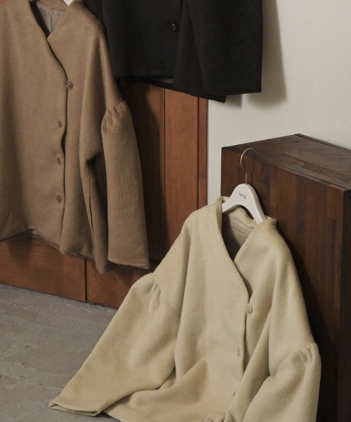 lawgy（ラウジー） ノーカラージャケット FREE ベージュ レディース