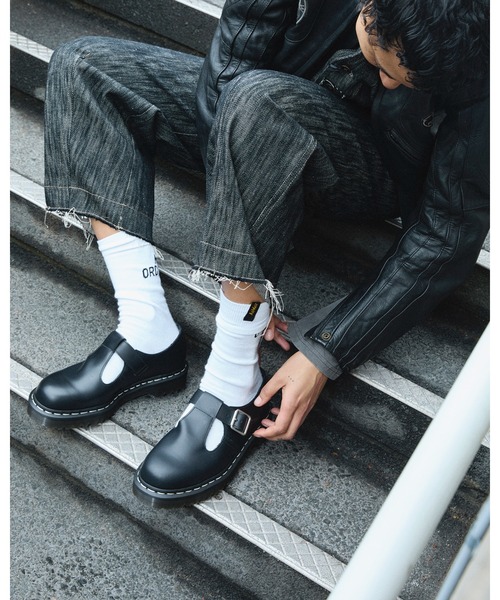 と*中様 【美品】Dr. Martens シューズ ブラック Dr.Martens（ドクターマーチン） シューズ - ブラック レディース