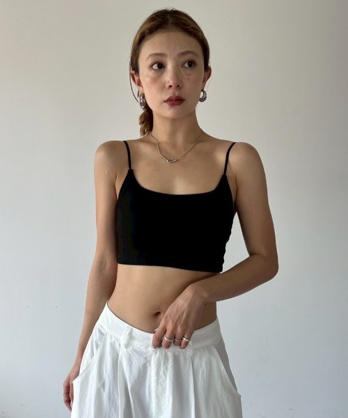 HYEON バックオープンキャミソール Mサイズ ブラック uyu. キャミソール バックオープンバイカラーブラトップ : ZOZOTOWN