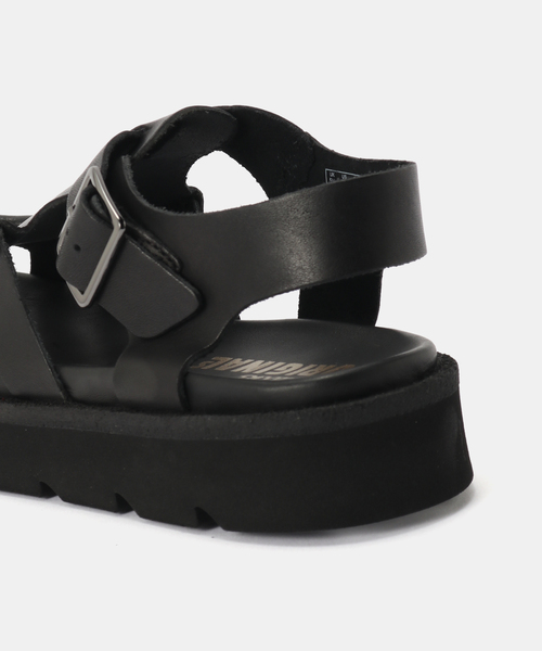 Clarks（クラークス） サンダル meare buckle Gurkhaサンダル