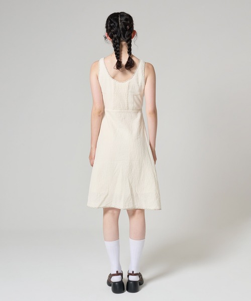 TINA：JOJUN（ティーナジョジュン） ワンピース ドッキング フレア