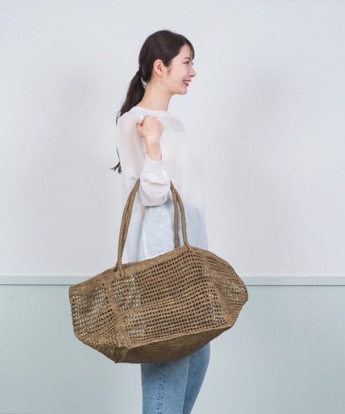 MADE IN MADA☆ 円筒形かごバッグ☆グレー・新品・未使用に近い e686_12.jpg