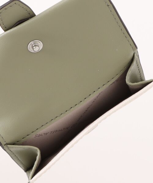 MICHAEL KORS（マイケルコース） 財布 GREENWICH XS FLAP TRIFOLD