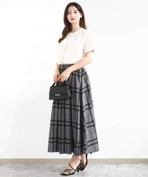 MK MICHEL KLEIN（エムケー ミッシェルクラン） スカート リバーシブル