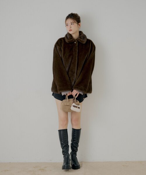 Chico（チコ） コート アウター 金釦ミディアム丈ファーコート