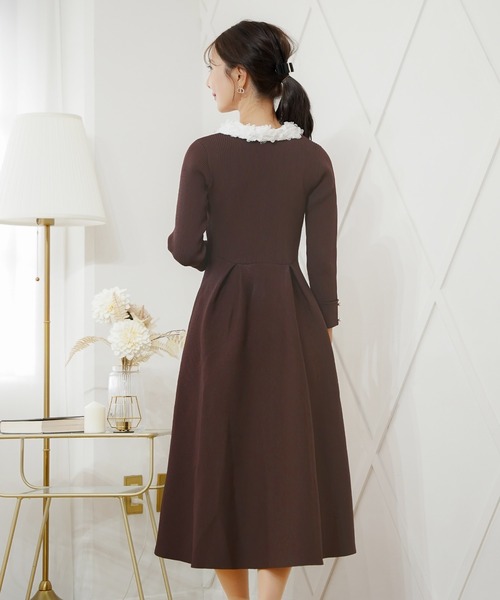 le reve vaniller（ル レーヴ ヴァニレ） ワンピース フラワー 襟付き