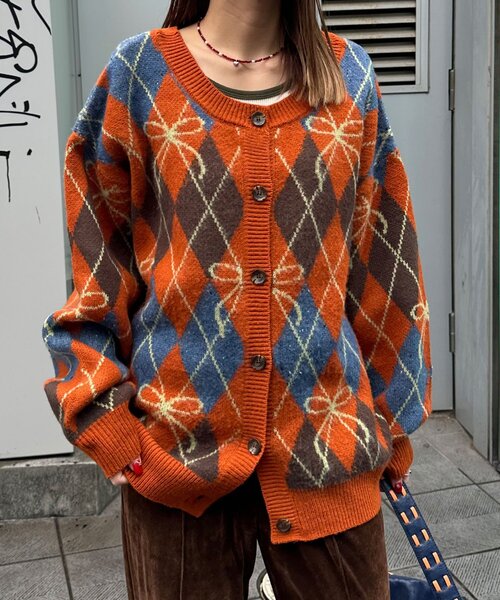 美品 OLEANA アルハンブラ 総柄 ニットカーディガン 美品 OLEANA アルハンブラ 総柄 ニットカーディガン m67902700268_1