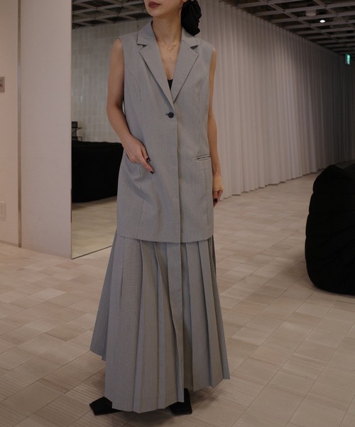 新品未使用　ameri UND SWITCH PLEATS SKIRT セール】UND SWITCH PLEATS SKIRT（スカート）｜Ameri（アメリ）の
