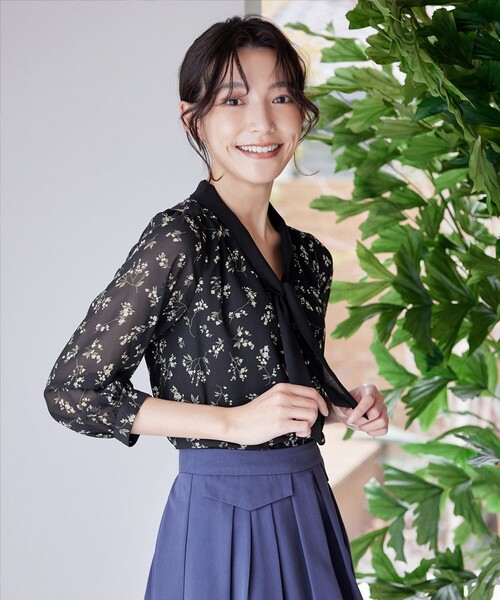 Tiaclasse ブラウス シャツ 花柄配色ボウタイブラウス レディース