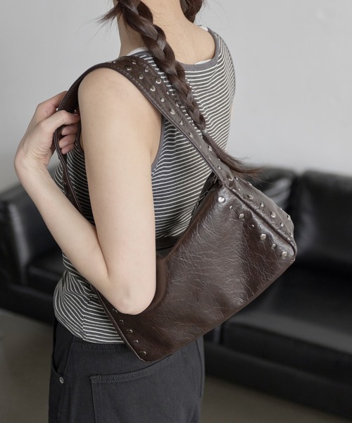 美品♡ BROOKLYN MUSEUM ハンドバッグ ショルダーバッグ 2way 美品♡ BROOKLYN MUSEUM ハンドバッグ ショルダーバッグ 2way