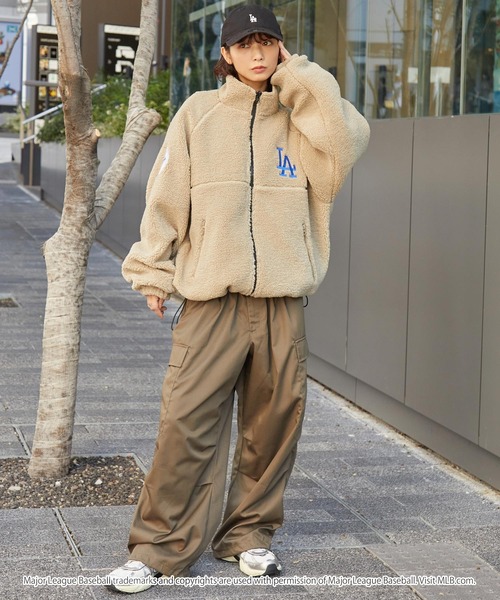 MLB ブルゾン アウター MLB/メジャーリーグベースボール 別注 ワッペン